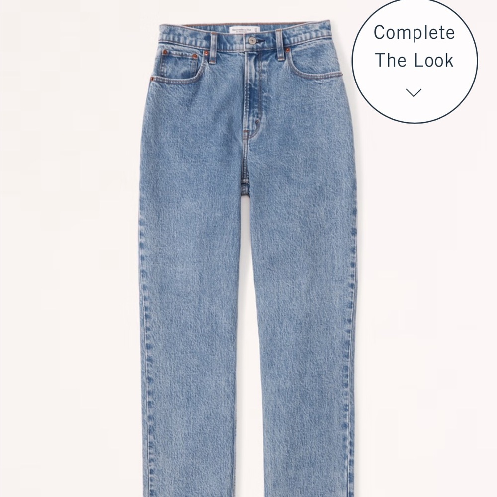 Abercrombie & Fitch Curve Love Ultra High Rise 90s Straight
Jean